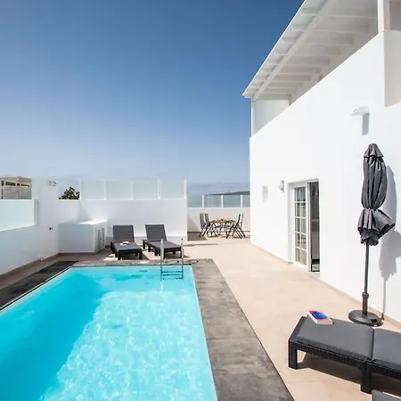 Casa Leize Piscina Climatizada, Vistas & Ac 10 Minutes Walk From Marina Rubicon * 플라야블랑카